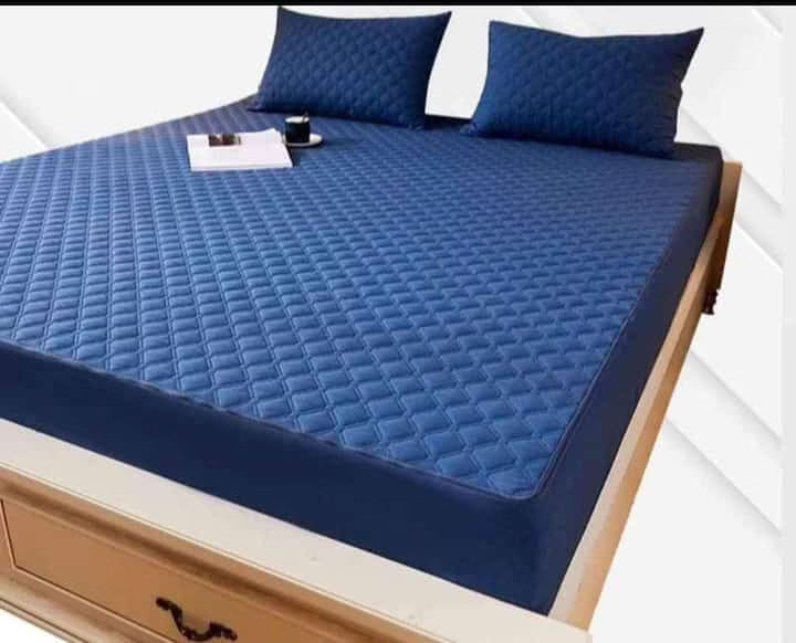 Protector de colchón antifluido + fundas ¡Comodidad y protección total!