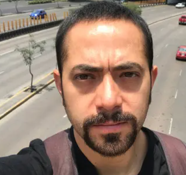 Luis F. – Medellín